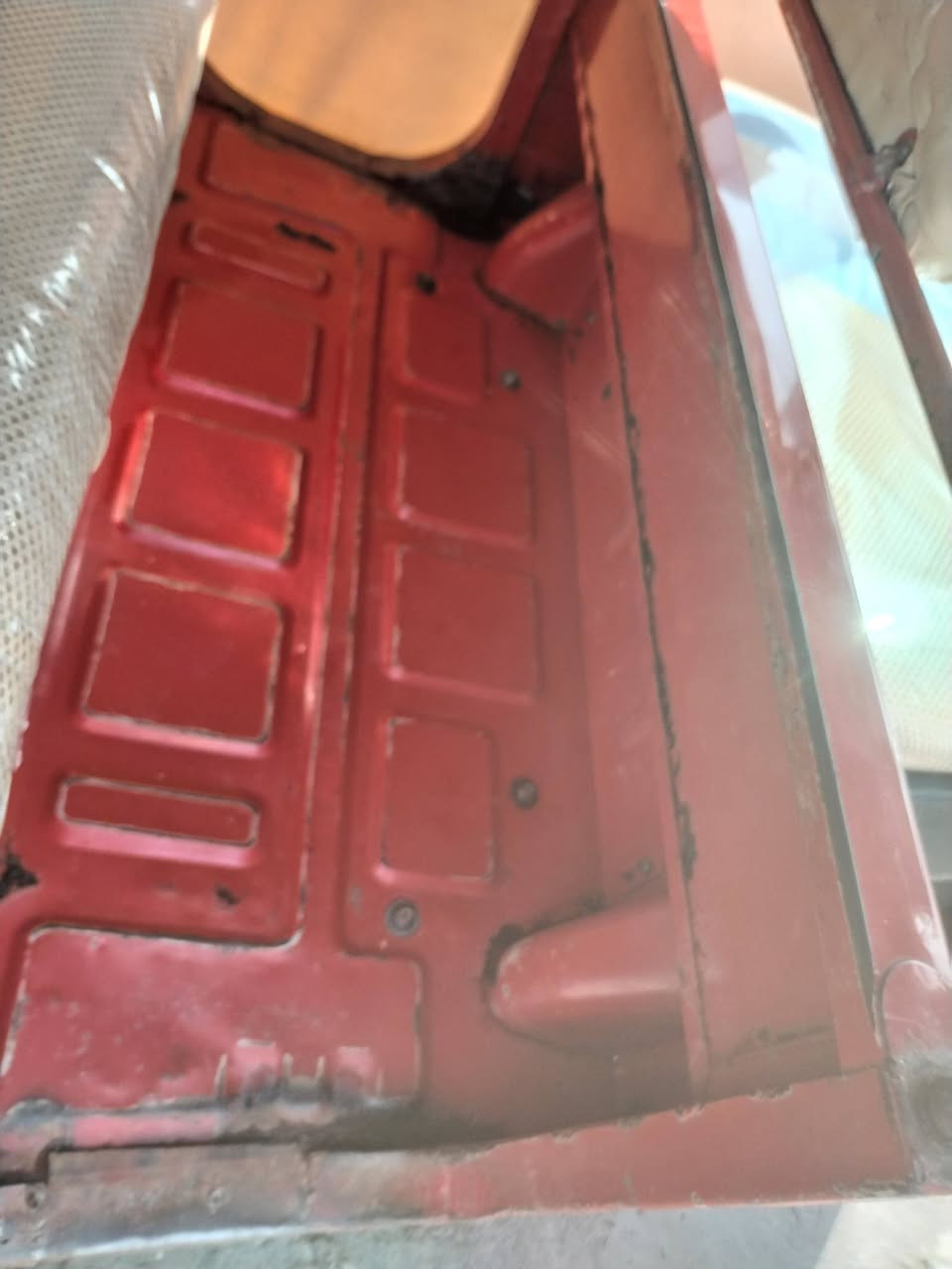 السلام عليكم ورحمة الله  تفاصيل داخل الفيديو تكتك خير من الله 
2017 دخول 18
معمره جديد عايزها صبغ فقط 
وبيها نضوح بچبنة الگير متكلف 25الف 
وبيها صوت بالاكسن 

السعر 5مليون وبيها مجال 
مكان بغداد حي أور للأستفسار ***********
