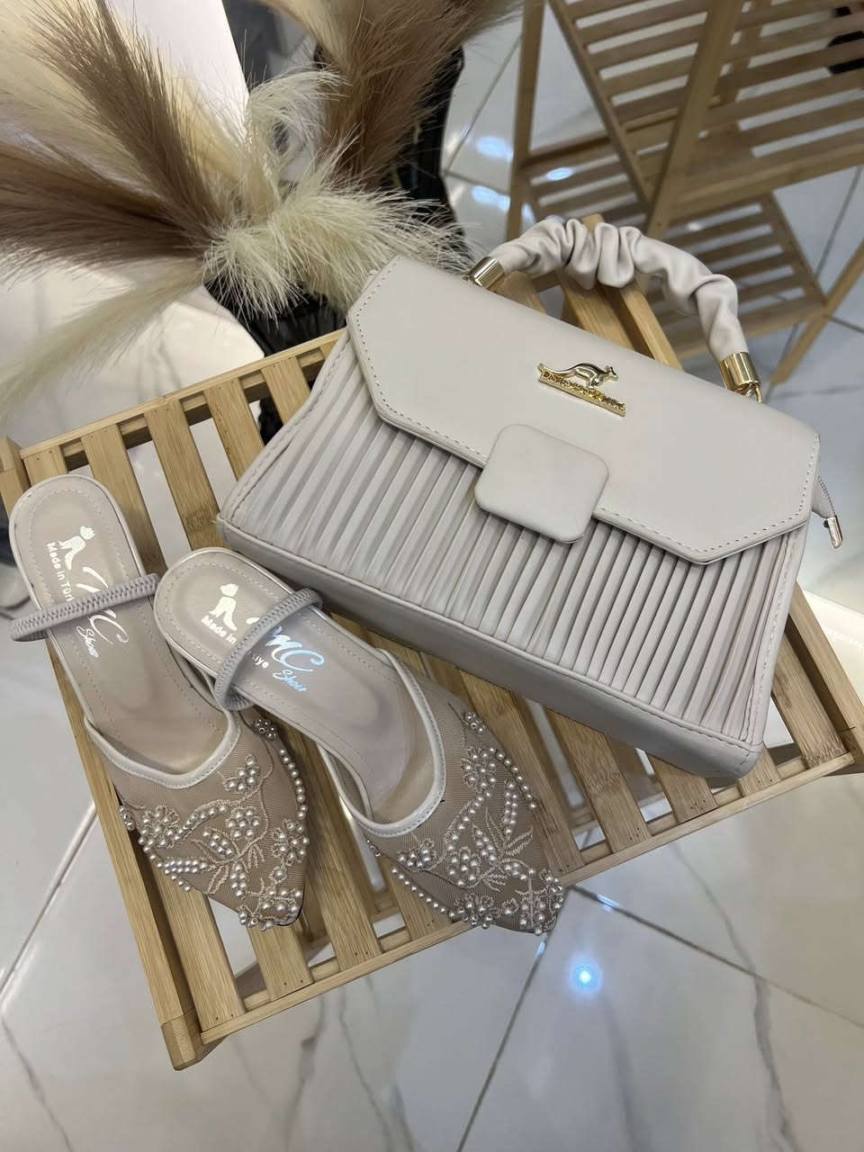 جمال البالورينا متوفر في محل جنطة وكعب👠👜 
العنوان خلف الملعب مقابيل كوزمتك ايڤلين💞
متوفر توصيل كافة المحافظات🤍


**إذا كنت صاحب هذا الإعلان وتريد حذفه لأي سبب، رجاءا أرسل رسالة إلى الدعم الفني**