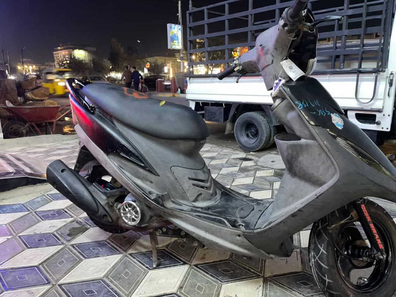 السلام عليكم الدراجة قبل كم يوم نازلة رمبة براغي كلها بلادية كفر 4ولفات شلعة تشك الكع ومعدل ودراجة ملحة ملاح يجدح
ما اجاوب مازنجر هذا رقمي ***********2
