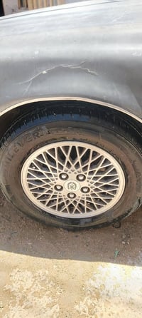 تخم تاير ويل كب نضاف للبيع حجم15 07811129608