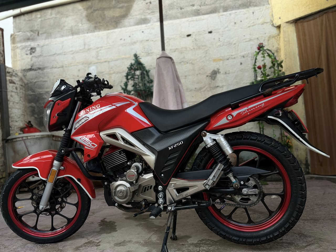 شاينك رقم بسمي دراجة راقية.   ***********
