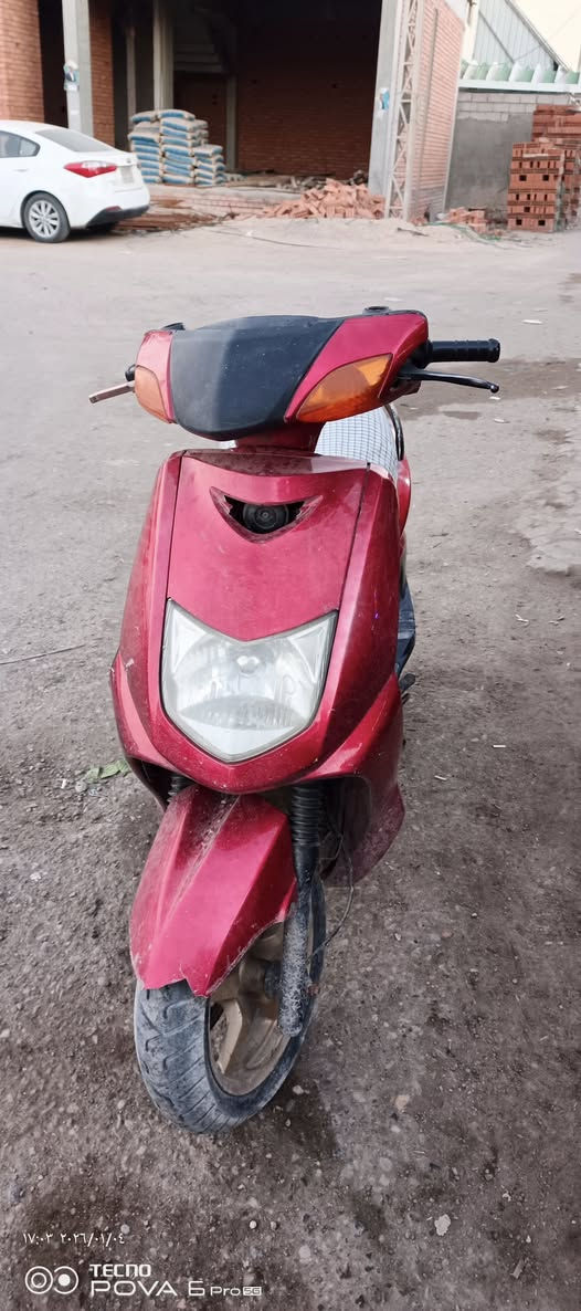 سلام عليكم شبونكم سكنس فحل قديم البيع محرك حلو بس مفتووح صوته ناعم كلش عنواني ابو الخصيب سبليات 500رايده كلش 450هاي نهايته دراجه حلوه شراي يارسلني عن اهاذه رقمي راسلني واتساب ***********
