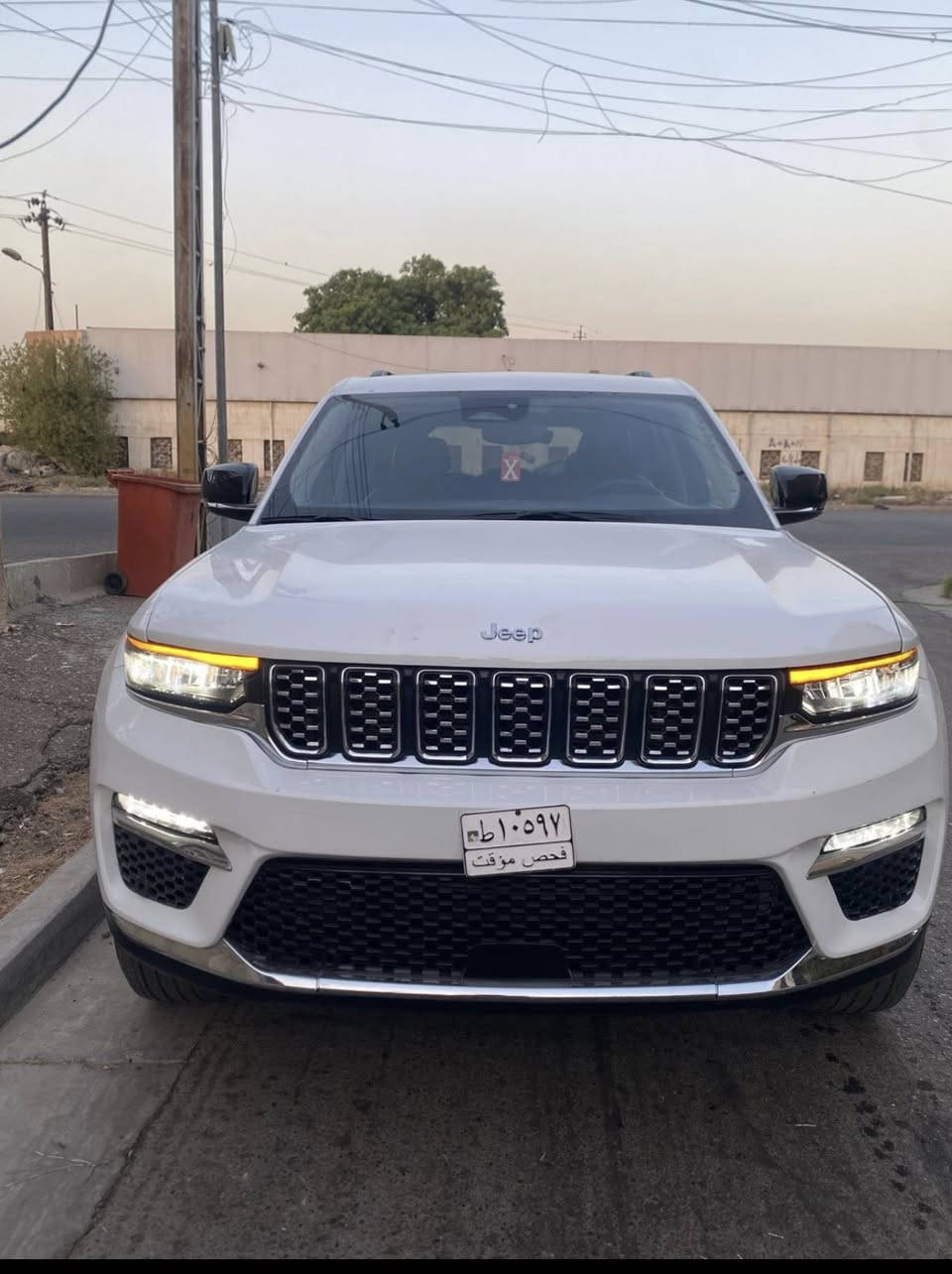 السلام عليكم 
جيب لمتد 5 راكب المرغوب 2023 وارد امريكي 
حادثها جاملغ وبنيد تصليح درجه اولى وسياره كلش جديده وعلى ايدي 
مواصفات لمتد فول ماعدا الفتحه 
شاشه جبيره وكامره 
بصمة تشغيل 
تشغيل عن بعد 
جنطة كهرباء 
كير ماوس 
واربع وضعيات قياده 
ماشيه ٢٣ الف حقيقي 
كراسي كهرباء وداخل جلد اسود 
تبريد قطعتين 
وهواي مواصفات بعد 
بدون رقم ومنفيست بسمي مكان السياره بغداد 
السعر على الخاص 
للاستفسار***********
