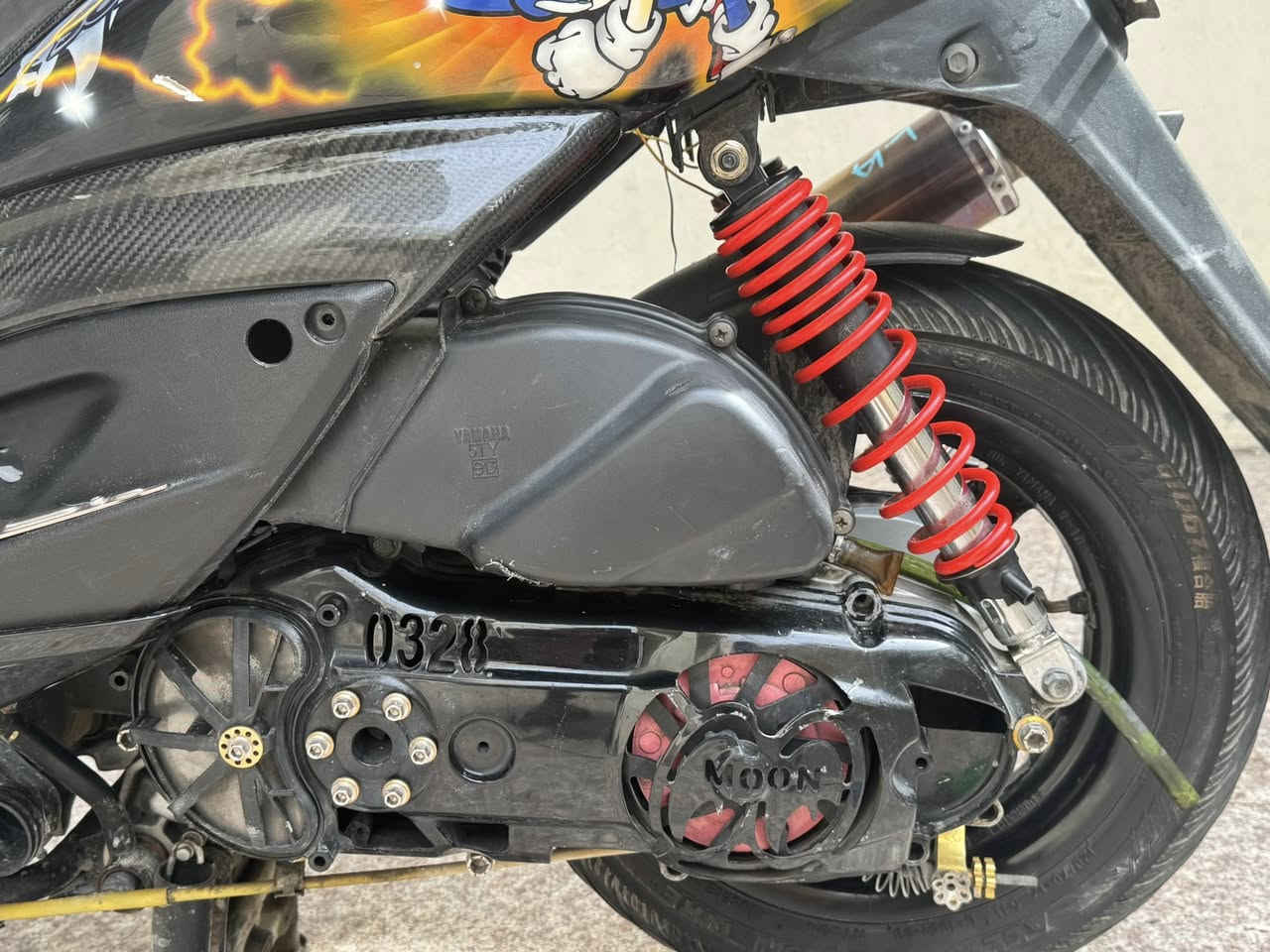 سلام عليكم 
سكنس فحل للبيع كابريتر رياضيه كوري 
بوشه 58 ونص 
النظافه كدامك 
السعر على الاتصال فقط ***********
الدراجه خير من الله جيمع هذا التزويد بلادي
