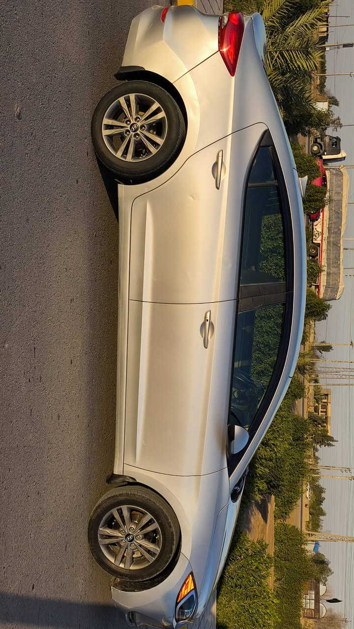 🔥 للبيع — هيونداي النترا 2017 🔥
وارد أمريكي 🇺🇸 | فل كامل (أعلى فئة)
اللون: رصاصي ملكي ✨
الموديل: 2017
المواصفات: فول مواصفات (شاشة — كاميرا — بصمة — حساسات  — وغيرها)
رقم بغداد أنگليزي مميز ⭐
الحادث: فقط قبق الجنطة — موضح حادثهه بالسونار 
 مرفق مع الصور 📸
السيارة باسمي وجاهزة ماشيه 122000
السعر 130$وبيهه مجال بسيط جداً
العنوان واسط الصويره


**إذا كنت صاحب هذا الإعلان وتريد حذفه لأي سبب، رجاءا أرسل رسالة إلى الدعم الفني**