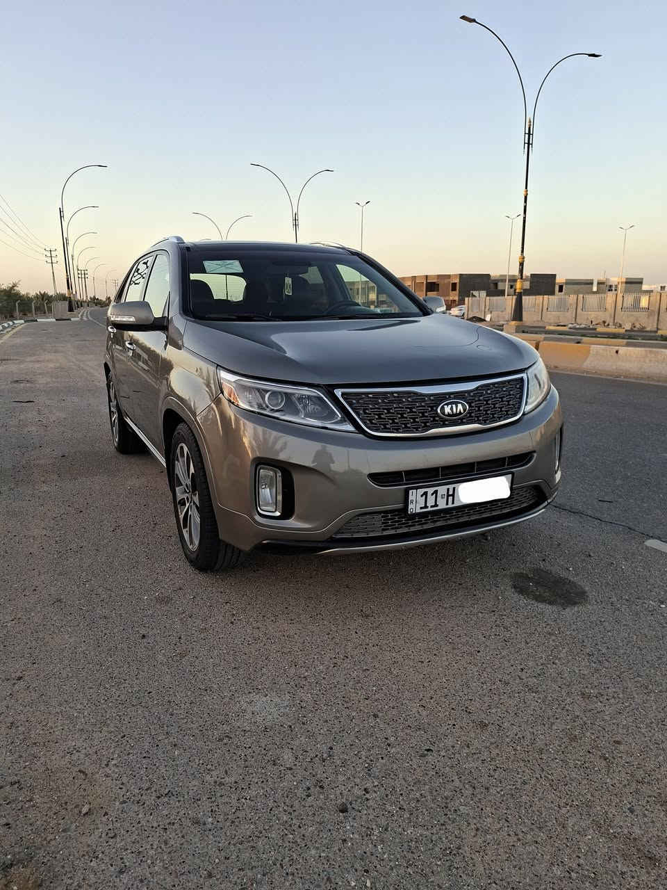 سلام عليكم سورنتو موديل 2014 رقم بغداد انكليزي بسمي سنويه لغايه 30 كير ومكينه كفاله حجم المكينه 6 سلندر 3500 حداديه جديده تبريد تدفئه كهربائيات كله شغاله تخم تاير جديد مابيه اي نقص السياره فول واحد عله واحد vip فئه SX فتحه سقف بنوراما 7راكب بصمه تشغيل بصمه ابواب وبصمه جنطه كشنات جلد كشن تدفئه تبريد كشنات كهرباء مري شفط اشاير مري رادار مري جانبيه شاشه كامره جنطه كهرباء حساسات خلفيه تحكم ستيرن لايت عدسه مانع انزلاق نضام اقتصاد بردات خلفيه بلاد وبعد بيه هواي مواصفات السعر 160 مكاني كربلاء للستفسار الاتصال برقم ***********
