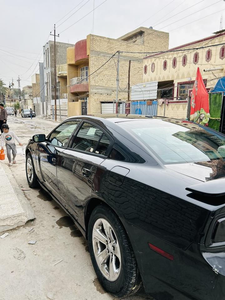 لسلام عليكم جارجر موديل 2013 للبيع مكاني بغداد فول عده الفتحه الموصفات تشغل عن بعد مري قلاب مع البك خزين ميموري كير طياره شاشة جبير كشنات تدفه كلاصات حار وبار كشنات كهرباىي كشنات جلد بلادي  سماعات صوت الباين بابين بصمه سياره مال بيت مامشتغل ع الخط ابد الاستفسار اتصل ع الرقم *********** او مراسله ع واتس اب
