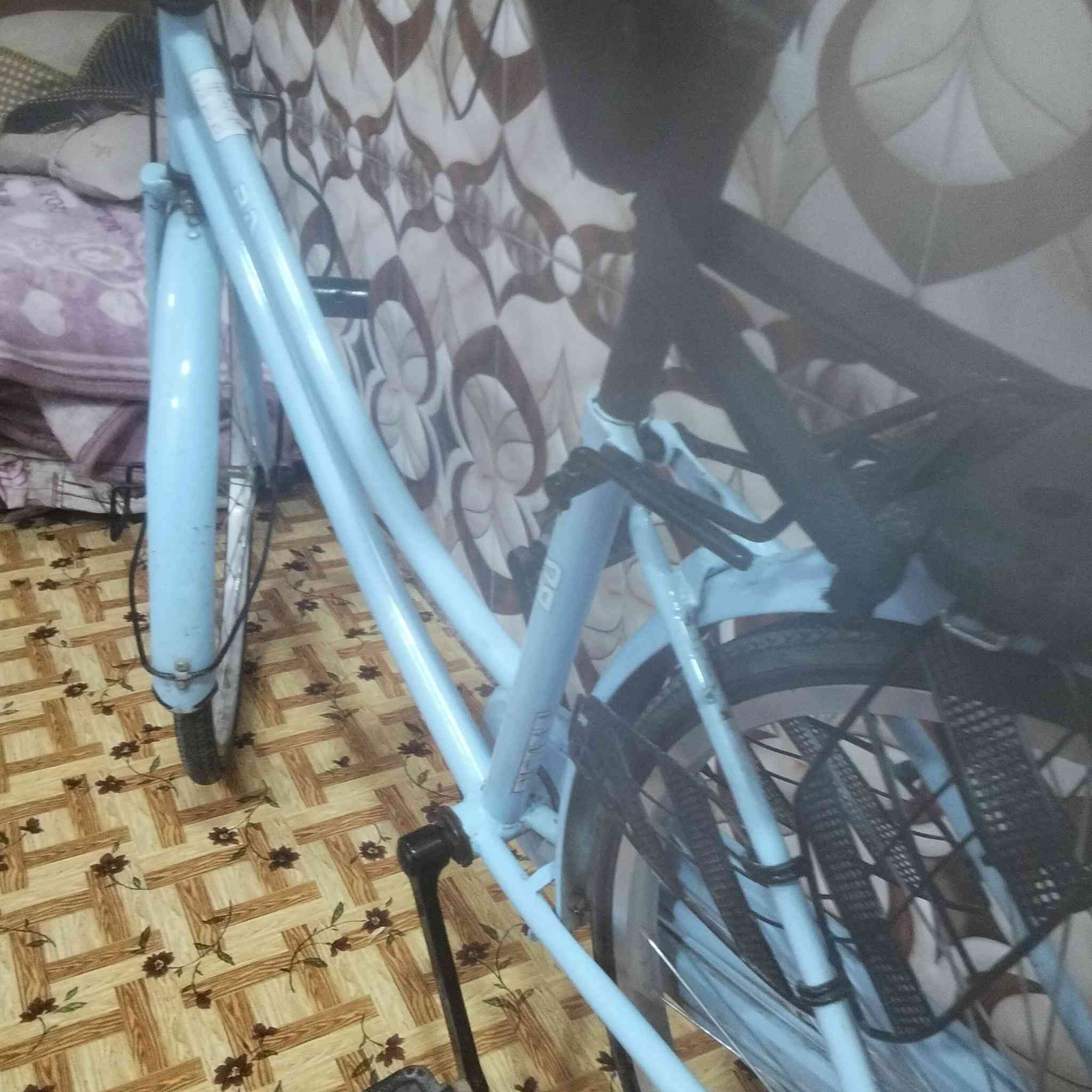 بيسكلي سياحي BD2022باله 
طالبه ب140الف وبيه مجال حيل قليل ***********شراي يراسلني عنوان بصره حي الاحرار بل   مختصر خمسة ميل
