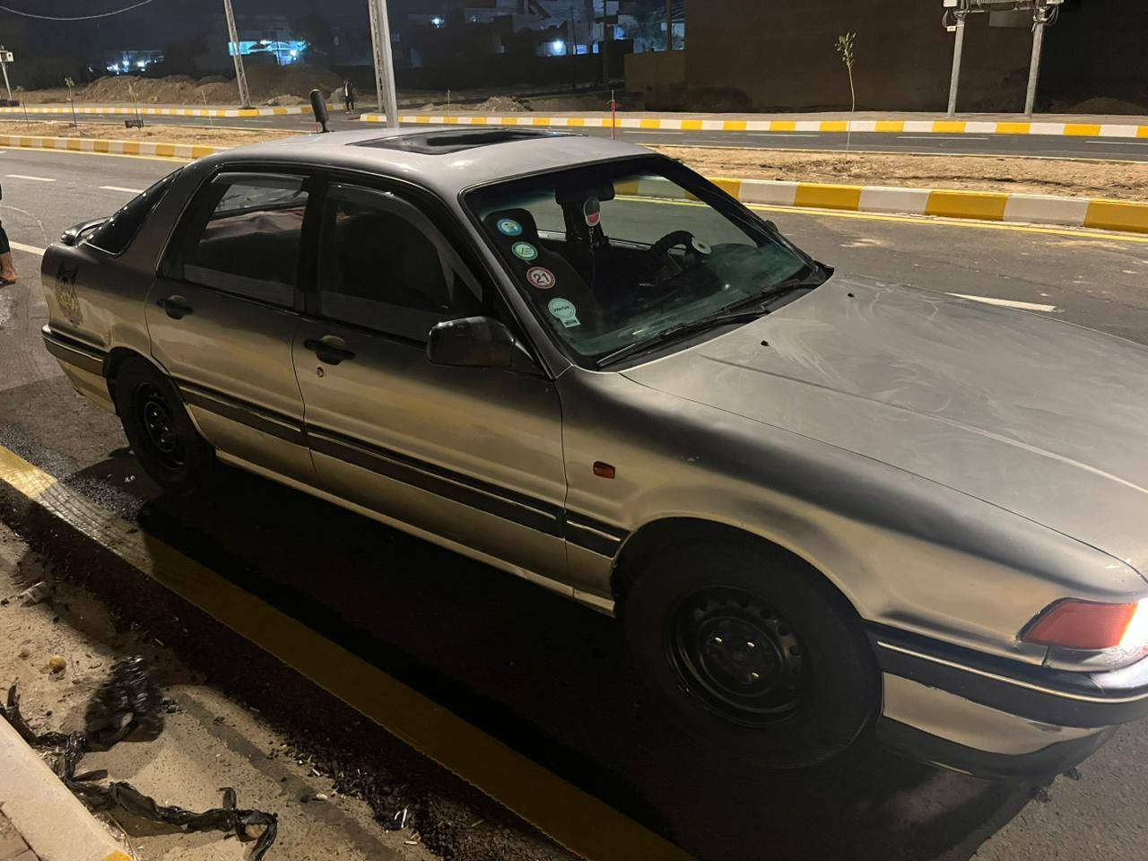 ميستبوشي كلنت موديل 1989 ب اسمي سنويه ل 2030
صدر جديد محرك لاصرف لا تبخير خير من الله وكير بالشرط تايرات الأمامي جديد الخلفي نص عمر
تبريد بس نقص كمبريسر فقط
راديتر جديد
باتري جديد
مازدا جديد
مابيها قطرة خياس 
السعر 45 وبيها مجال شي قليل
بياع شراي لاتخابر وتعبني وتعبك

***********
