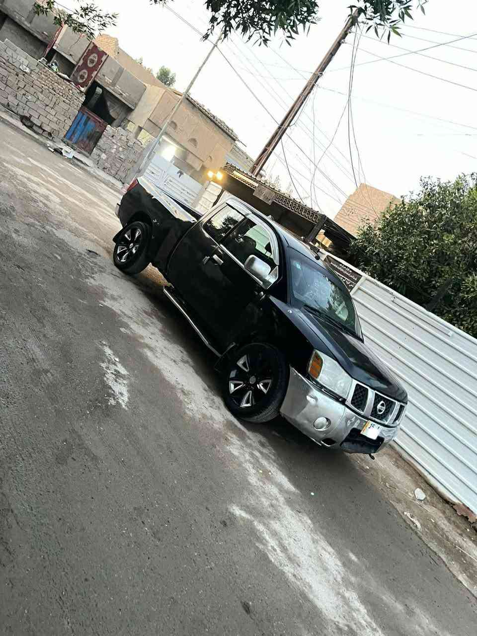 بسم الله
السلام عليكم ورحمة الله وبركاته 

بيك آب نيسان تيتان موديل ٢٠٠٦ 

قماره وربع 

رقم انبار انكليزي مميز 

محرك وكير لكزز جديد 

تخم تاير و ويل كب جدد 

ضرر جاملغ خلفي و صبغ عام جمالية 

داخل حيل نظيف وشاشه اندوريد 

مراوس حسب القناعه شعندك نزل 

السعر ٨٢ وبيها مجال بسيط 

مكان السياره بغداد ابو غريب الحصوة 

رقمي للتواصل ***********
