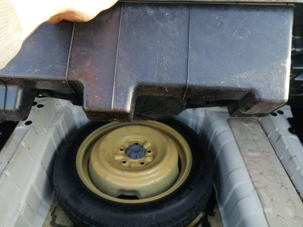 سلام عليكم ملكه جنون مديل 2002 كصه قماره فقط  سياره 4 دكم تبريد امامي خلفي وثلاجه كشنات كهربائيه استرين كهربائي. دبل شاشه  كلشي شغال بيها من دعاميه للدعاميه محرك ديفور كبير سياره جديده جدن دخول جديد سياره احلا من صور تجي وشوف سعر 60 وبيها مجال العلوان بصره حي زهراء ***********
