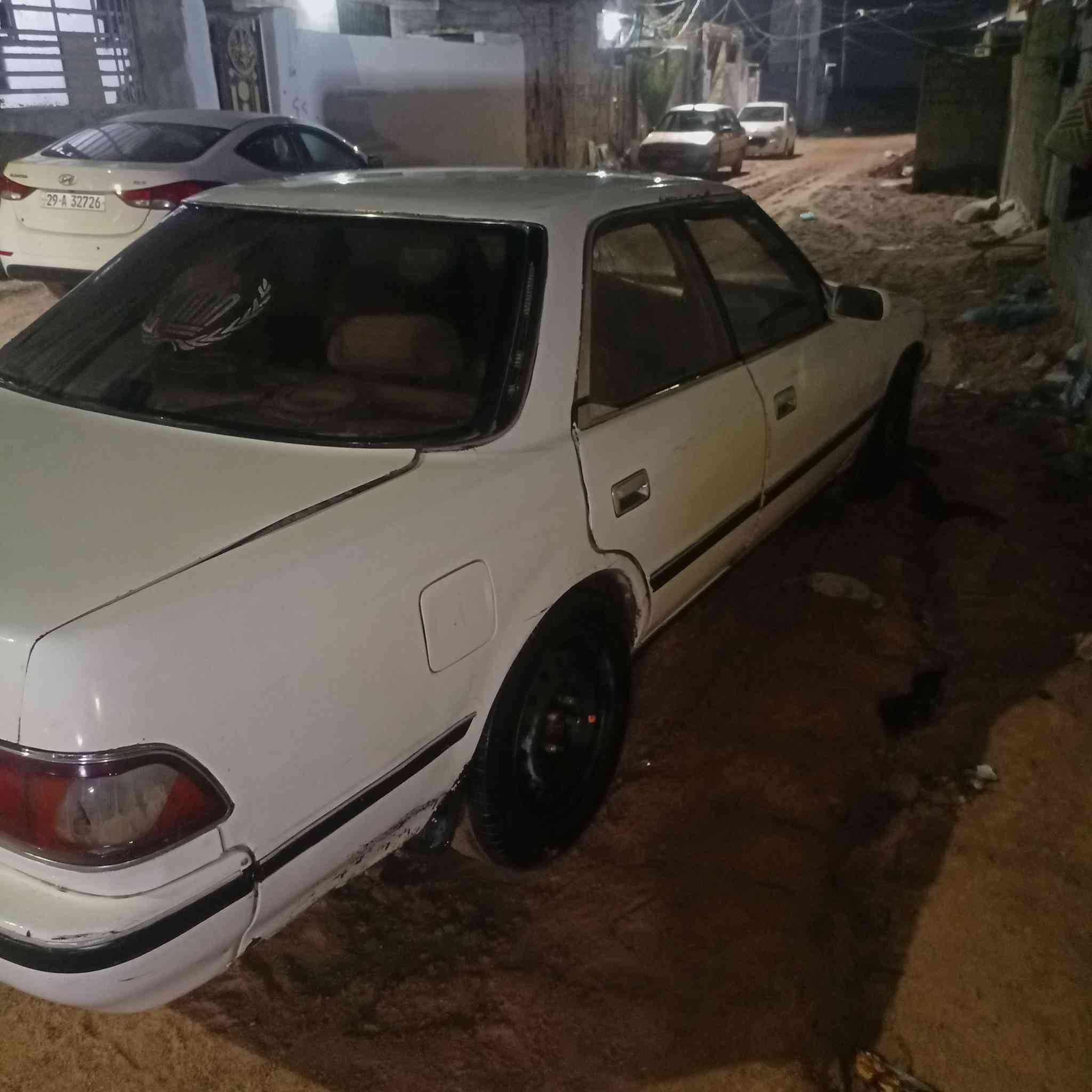 سلام عليكم
للبيع السياره مارك عظم 
مكينه لازمه كامت بيه كصة قماره 
كهربائيات شغاله مكاني نجف مزارع مقابل قرية الغدير موبايل *********** وات ساب موجود السعر 17
