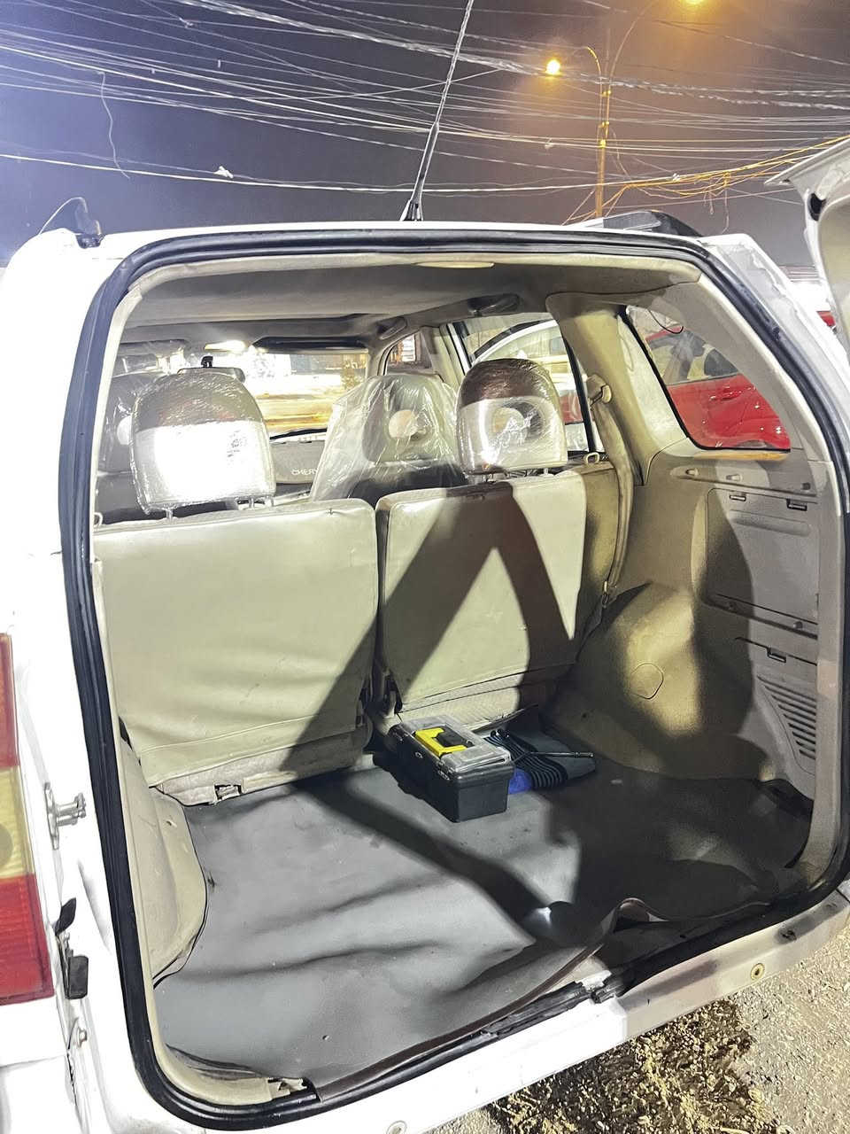 سلام عليكم تيكو 2012 للبيع رقم بغداد انكليزي سنويه لل2029 تحويل ثاني تبريد ثلج سياره حلوه ونضيفه بس بيه بعض الملاحضات الاستفسار الاتصال على الرقم ***********
