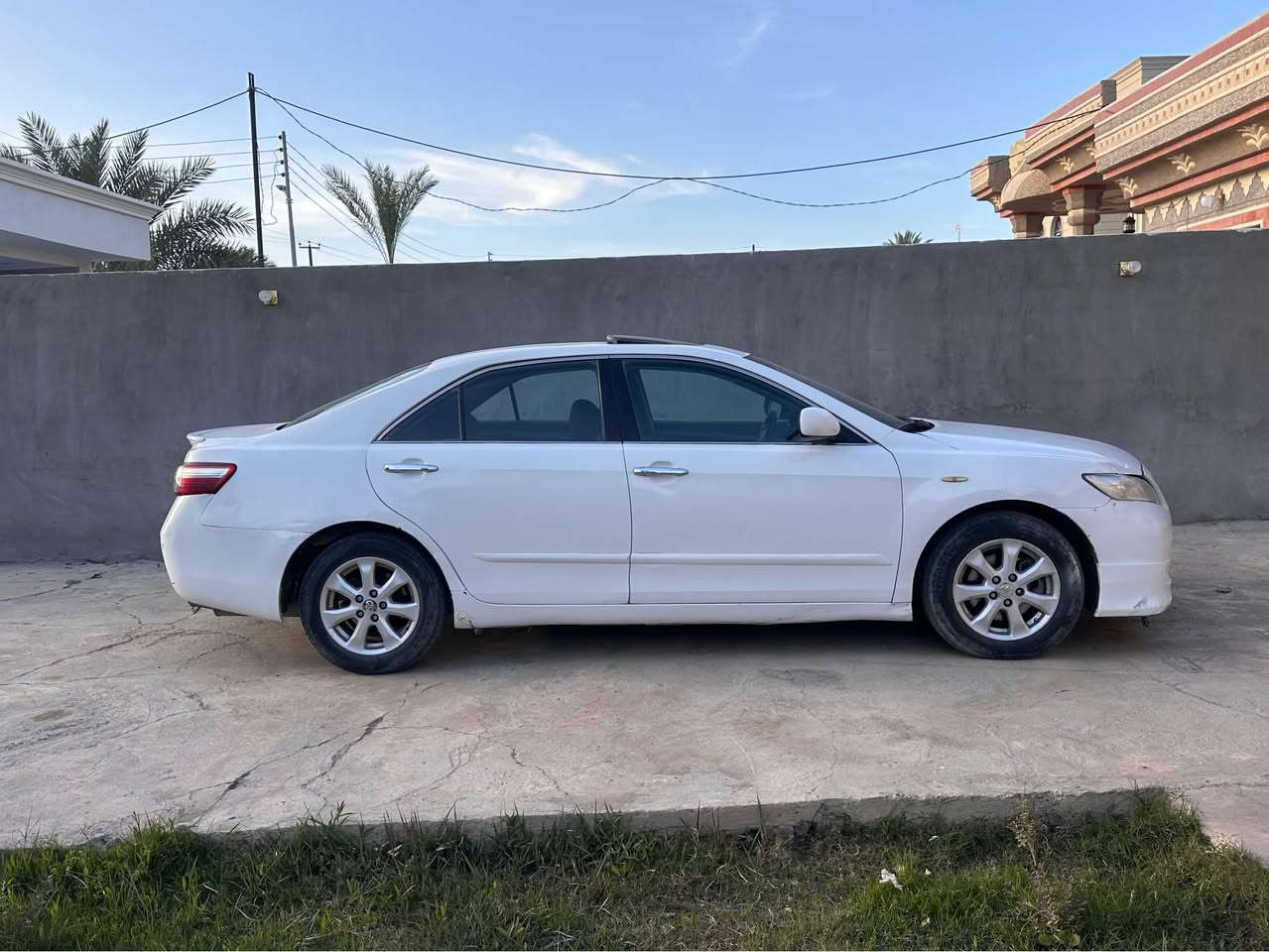 سلام عليكم 
للبيع كامري
 موديل 2009   GLX
خليجي
رقم بغداد انكليزي سنويه 2029
موصفات كشنات كهرباء
تحكم استيرن و مثبت سرعه و شاشه و فتحه سقف و حساسات دعاميه
السياره جاهزه للأخير الحداديه الأماميه و الخلفيه قبل شهر بدلته شلع من الدبلات و الباقي شلع كله بدلته و غرفه داخليه من ابطاين و ارضيه و السقف كله جديد بدلته من كهربائيات من تبريد كلها شغاله منضومه لايت فول 
ظرر جنطه و مصبوغه عام 
شرط تحويل 
سعر 80 ورقه ***********
مكلف بنشر اتصل ع رقم او واتساب
مكان سياره تكريت مكيشيفه تكريت, عكار
