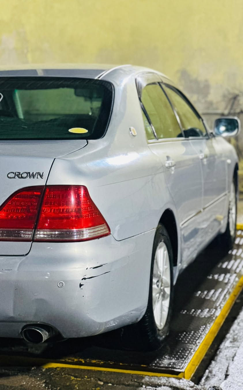 سلام عليكم للبيع او مراوس شاهينه أدوات كصه قماره فقط 2004 اللون بحري ماشيه 80الف
6بصمات رقم سليمانيه وسنويه  دخول جديد شرط   شاصي 180 محرك V6✈️
الاكزوزات 2 
مواصفات 2 دكم 
كشنات  حضن + تدفئه + تبريد+ تحكم كهربائي بالمري 
تبريد قطعتين سبلت
تحكم ستيرن بالكامل 
مري شفط  + ترحيب عند الاقتراب
كامره خلفيه دواره 
ويل رياضي  
جام اوتو بالكامل 
مثبت سرعه 
لايت زنون 🔦
نضام سبورت✈️ 
فتحه سقف سلايت 
داخل صاجي  
السياره جديده بعده بريحه اليابان  احله من الصور   نصبته كلش حلوه ومكفوله من ضربه جاهزه حداده وكهربائيات مابيه اي نقص مكان الناصريه مركز  السعر 43 
رقمي ***********
