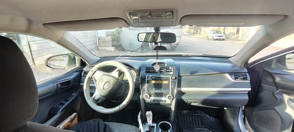 کامری
مۆدێل 2014
دەبڵ گێڕ  عادی و ئۆتۆماتیک  
سعری 110 معامەلە
سە نە وی  تازە کە رکوک
نمونە لەجوانی
سۆنەرم داناوە
بە شە رتی بە ناو کردن هە مو گیانی بە شە رت 
بە نزین زور کە م ئە خوات ماڵی دوستە
شوێن سلێمانی هەواری شار
*********** السليمانية, العراق
