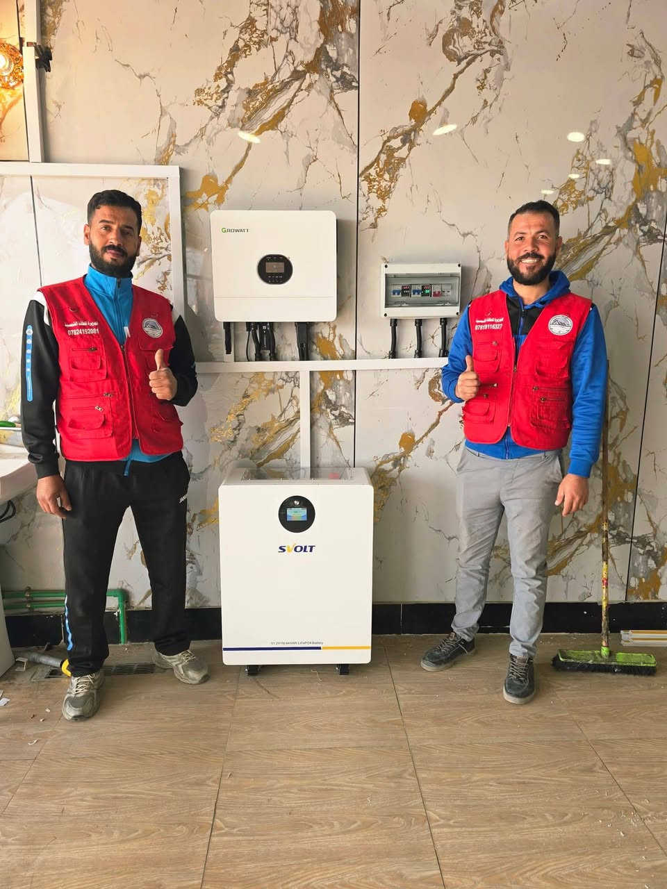 تم ربط منضومة طاقه شمسية  بقدره 16 امبير ليلي ونهاري للأخ العزيز إبراهيم، صاحب مطعم، بيت المشاوي. باستخدام بطارية svolt بحجم 16 كيلو العملاقه وبضمان لمده 5 سنه وانفيرتر  6 كيلو واط  قابل للتطوير مستقبلا وبضمان لمده سنه والواح عدد 8 الواح بقدره 620 واط بضمان لمده 15 سنه كل ذالك تجدونه لدى الجزيرة للطاقة الشمسيه ملاحظه اخوان يوجد لدينا منظومات على ماستر كارد الرافدين بدون مقدم لمده 18 شهر شركه الجزيره للطاقه الشمسيه الحل المثالي بيتك كل ما عليك الاتصال بالرقم***********()***********
