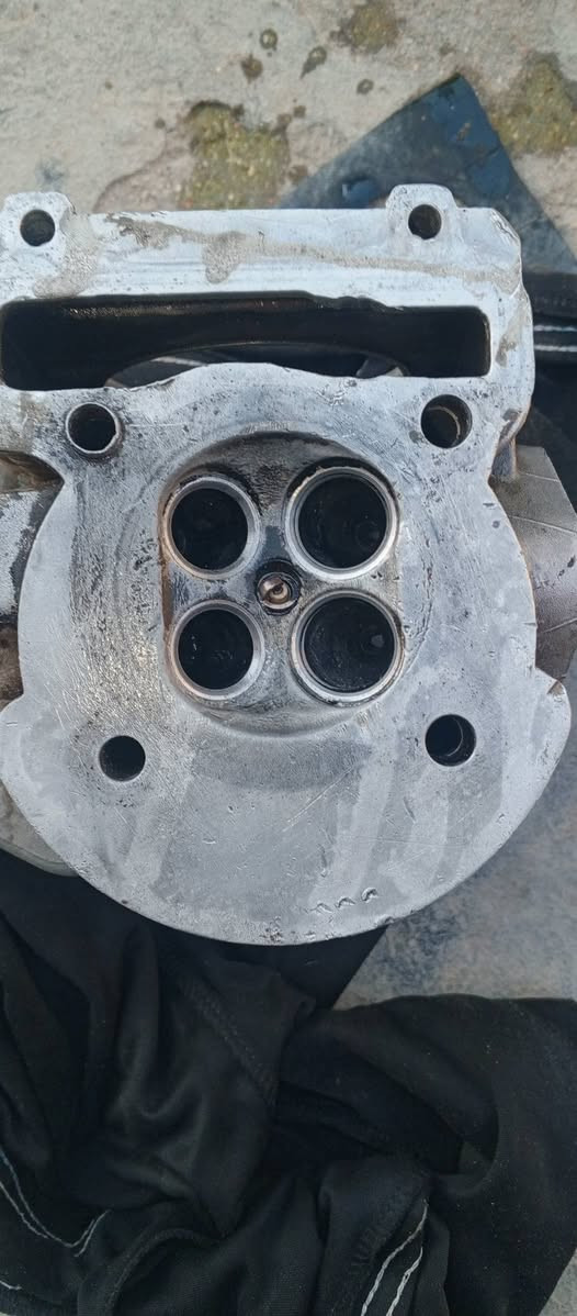 كاور تتمارك للبيع 
يحتاج ولفات
 سعر خاص موجود توصيل ***********
