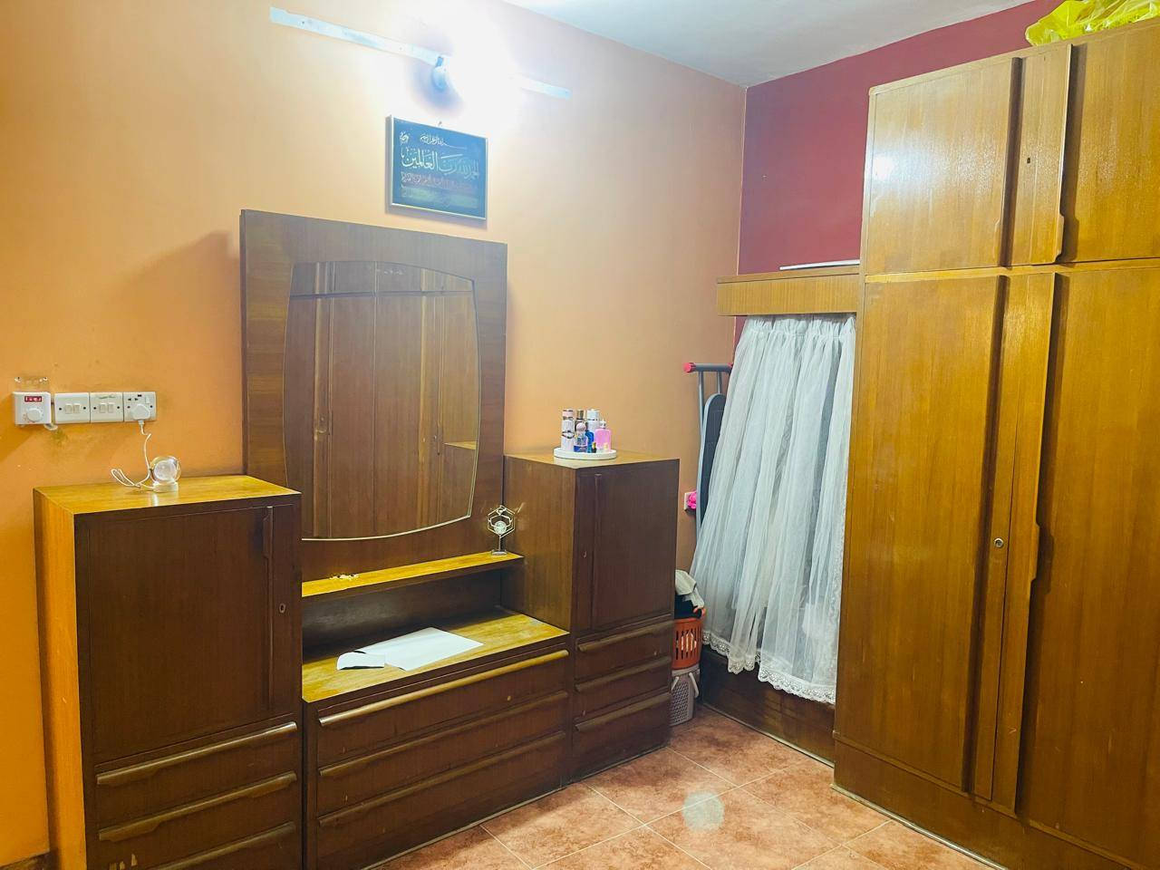 غرفة نوم للبيع
السعر ٦٠٠
المكان بغداد الدوره


**إذا كنت صاحب هذا الإعلان وتريد حذفه لأي سبب، رجاءا أرسل رسالة إلى الدعم الفني**