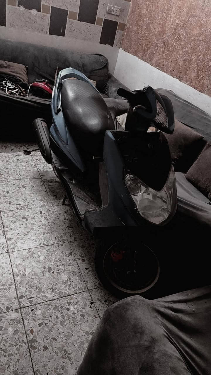 السلام عليكم دراجه سكنس فحل دراجه نازل دراجه رامبه كلتشات رياضي سعر 550 ام الكبرد الرقم ***********
