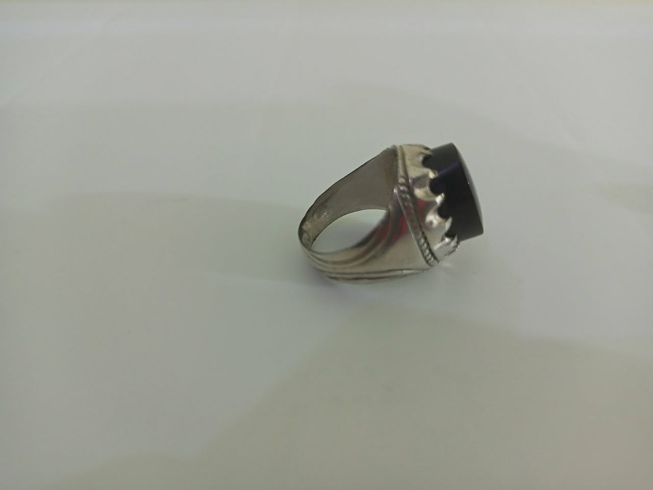 ‏#إكشخ بالعيد ياهو المات وأخذها وياه؟ #عقيقتين✌️شفة ومشمشي، #خنصر او الأيد #الناعمة قياسهم 14 السعر 35 الف #للقطعة الواحدة، واذا تاخذهم إثنينهم التوصيل #علية علق او وتساب ‪***********‬📱
