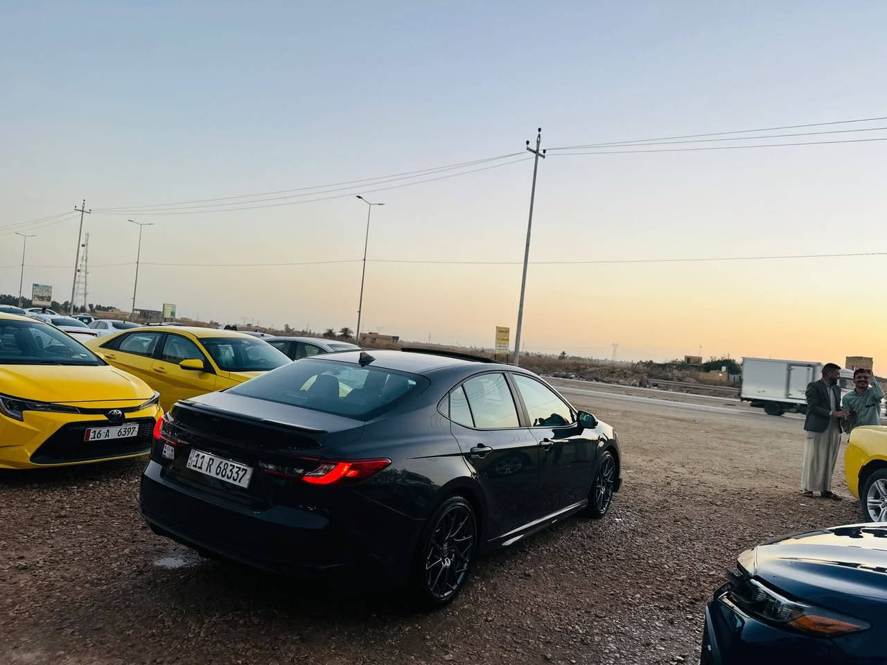 كامري موديل 2025 فول مواصفات هايبرد رقم بغداد بأسمي تحويل مباشر ماشيه 2000 فقط الحادث موضح بالصوره السعر 215 وبيهه مجال قليل مكان السياره رميثه 
***********
