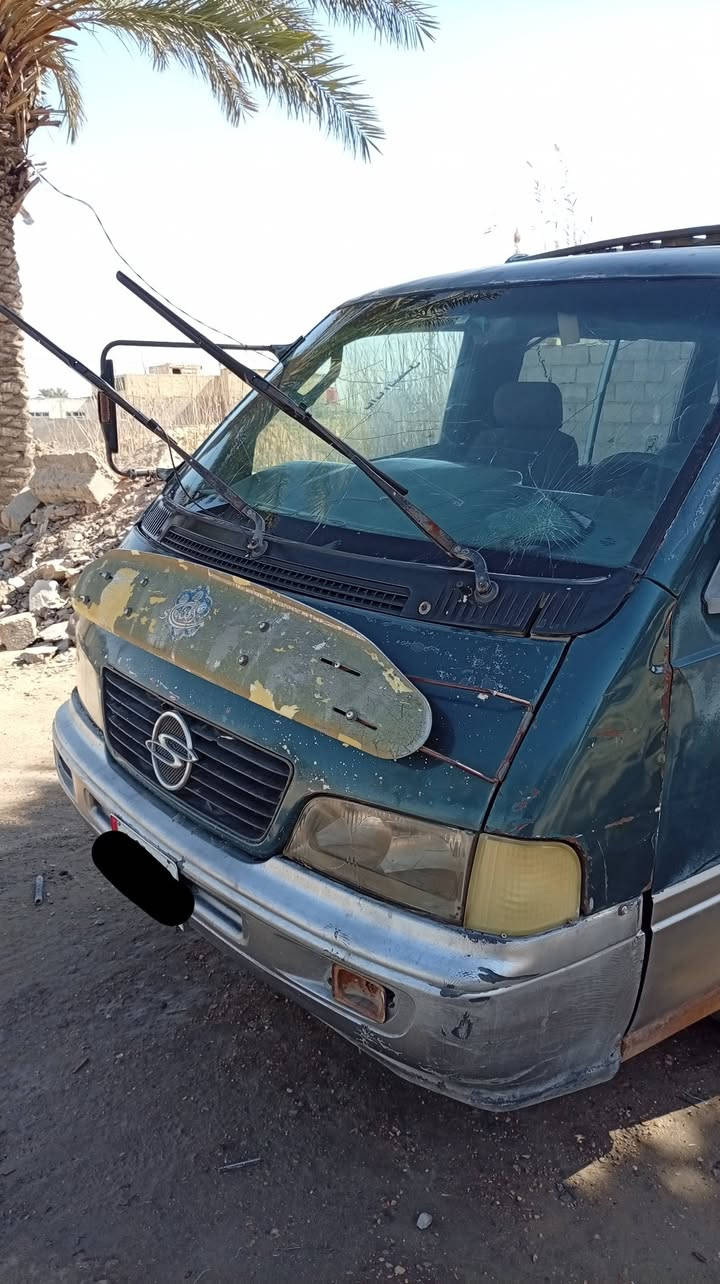 سلام عليكم ستانه البيع موديل 96 مكينه وكير مكفولات تخم تاير جديد دوشمه جديده  السعر 50وبيه مجال حك الجيه عنوان السياره بابل قضاء القاسم رقم الهاتف ***********
