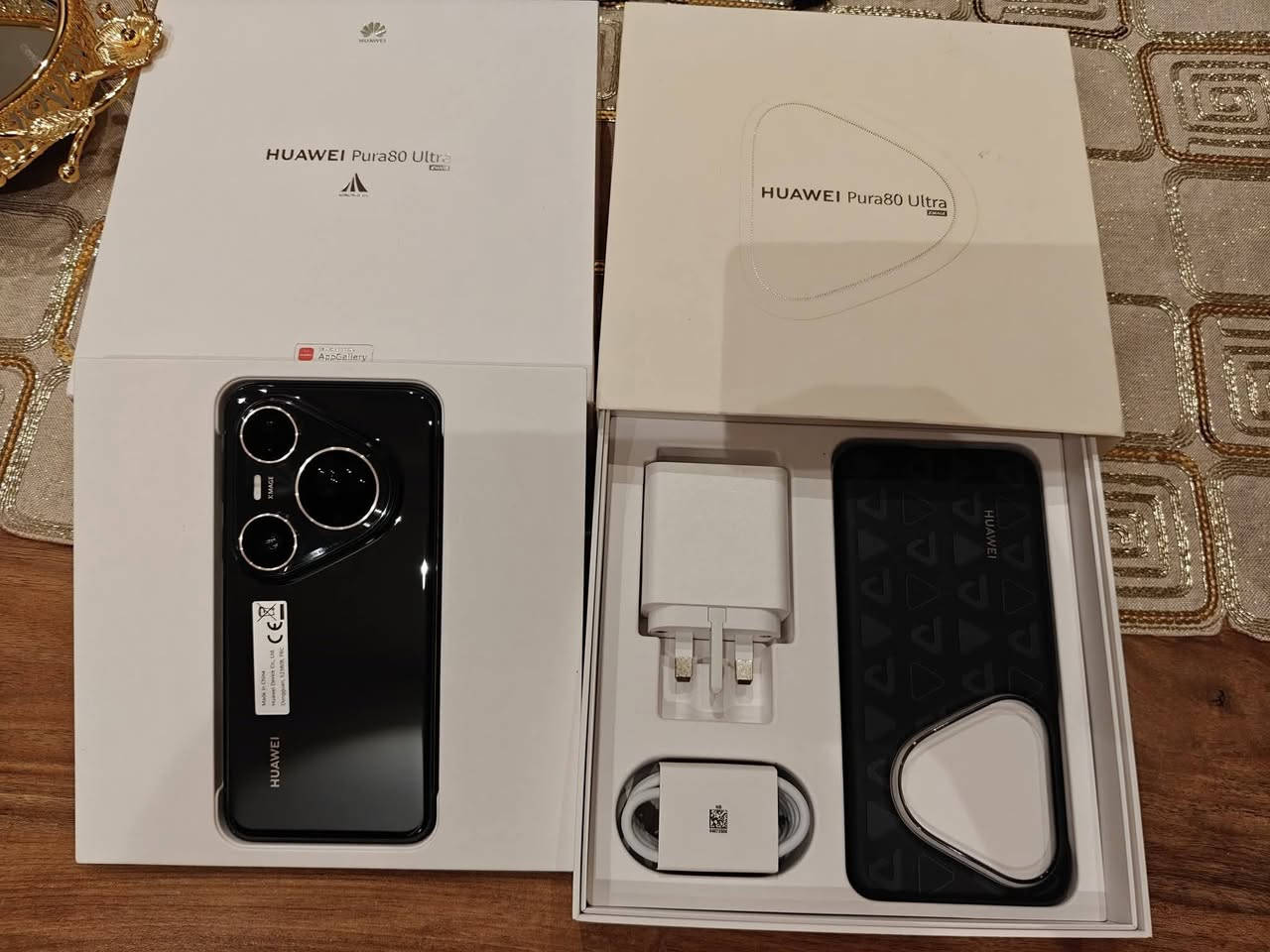 هواوي بيورا 80 الترا 
مستخدم شهر واحد فقط
نظافة 99٪ بسبب هاي صدعه الي بصورة
سعرة مليون 250 الف
ضمان وكالة الوطني 
عنوان بغداد البلديات
***********
