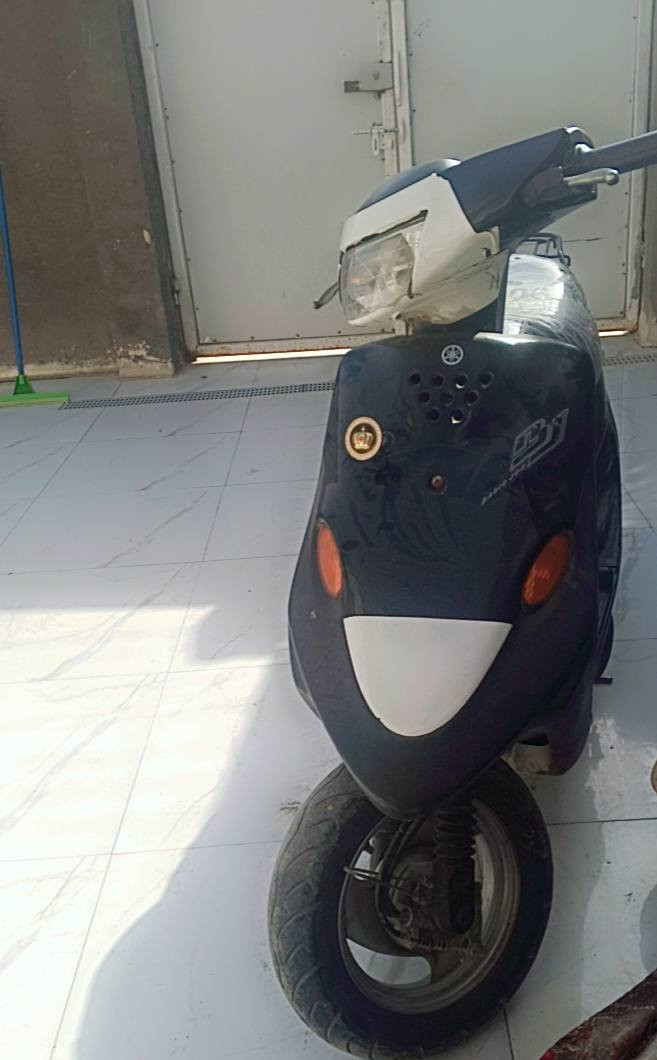 السلام عليكم دراجه كفاله عامه فقط كابريتر يرادله تنضيف وصالنه مبدل تجاري السعر 475وبيه مجال مكاني ميسان ابو رمانه للاتصال ***********
