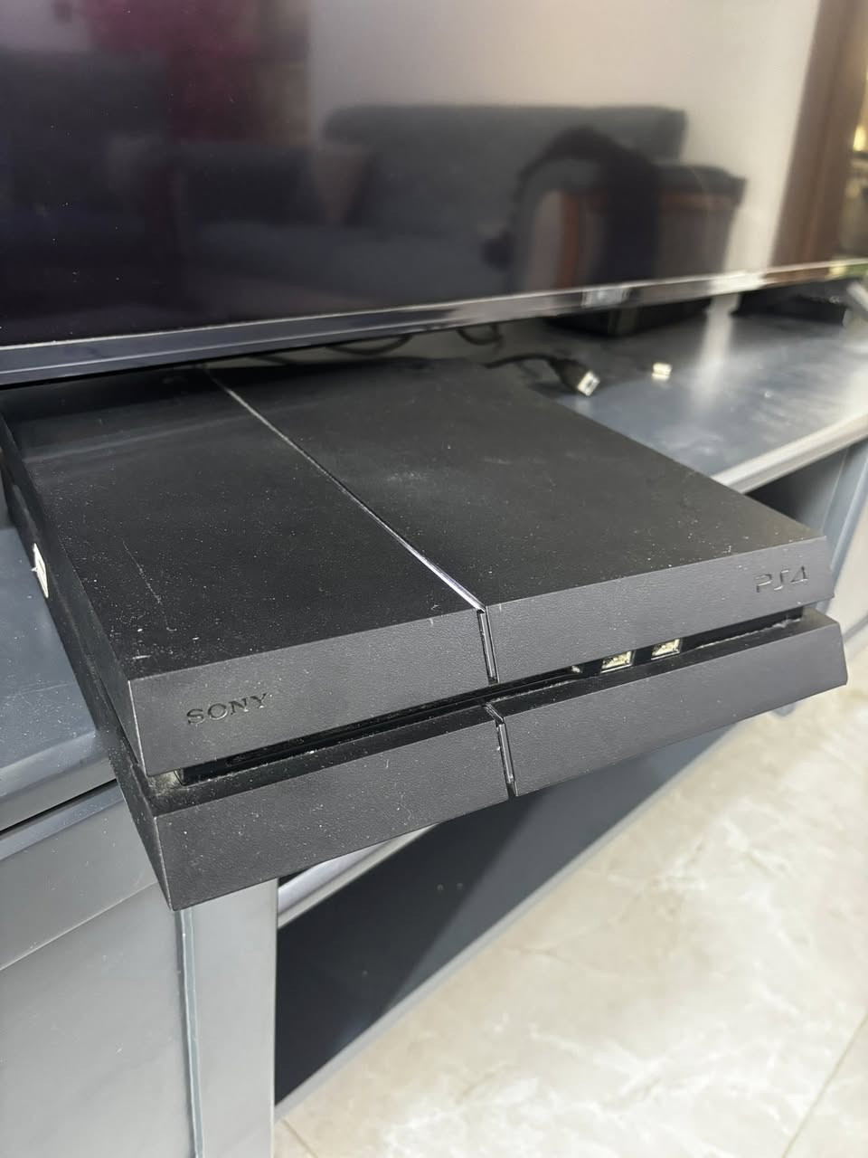 بلي فور فات مابي اي مشكله  ويا جوستكين وكيبلات ما مفتوح ولا مصلح سعر 250 مكان العامريه وبي مجال


**إذا كنت صاحب هذا الإعلان وتريد حذفه لأي سبب، رجاءا أرسل رسالة إلى الدعم الفني**