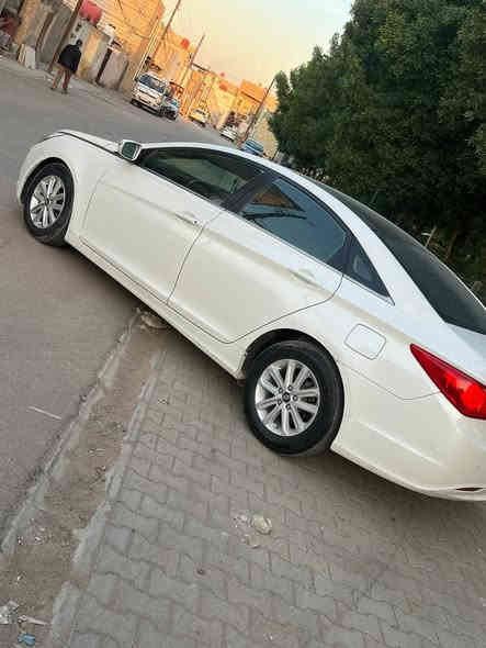 السلام عليكم 
سوناتا 2010  خليجي فول 1/1 عدا البصمه  
محرك 2400 دوش رقم أربيل سنويه صارله منتهيه 6 اشهر 
كشن كهربائي بنراما 
حداديه جديدهً تخم تاير جديد
بيع او مراوس حسب القناعه  بيه قطعه وحده صبغ والباقي كفاله من الضربه 
السعر 113 وبيه مجال 
للاستفسار ***********
(مكلف بالنشر)
