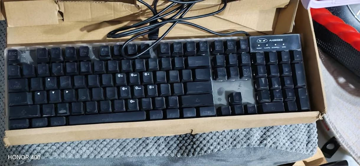 كيبوردات حاسبه اوموبايل مثل ما موظحه الي يفيده يكتب سعره اويدلل


**إذا كنت صاحب هذا الإعلان وتريد حذفه لأي سبب، رجاءا أرسل رسالة إلى الدعم الفني**