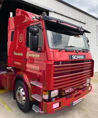 مطلوب راس سكانية بطه العنده ينتصل