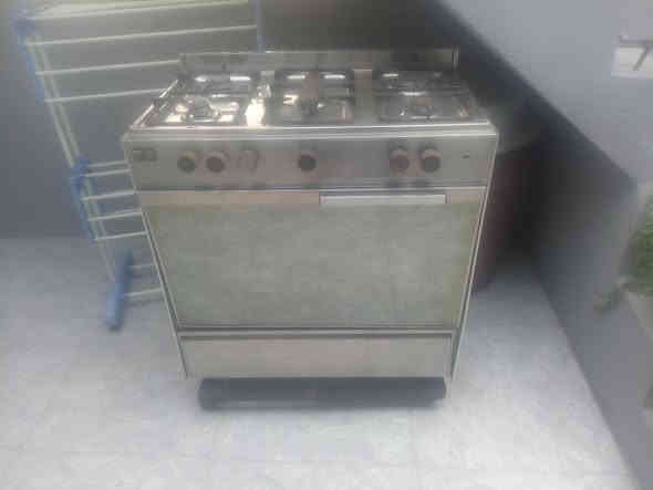 طباخ اشتار للبيع سعر 125 العنوان حي الكرامه 18 نتبه ***********
