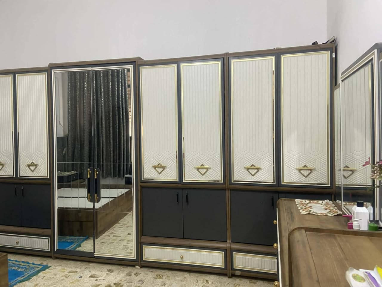 غرفة تركية ضخمة نظيفة جدا للبيع مستعجل للاستفسار اكثر على الخاص


**إذا كنت صاحب هذا الإعلان وتريد حذفه لأي سبب، رجاءا أرسل رسالة إلى الدعم الفني**