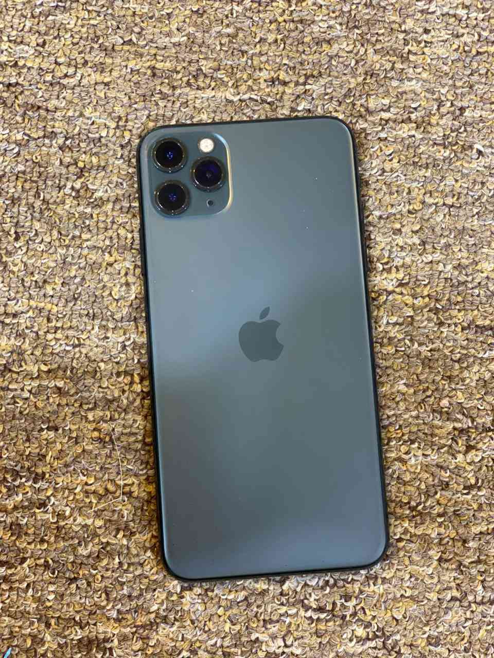 السلام عليكم ايفون 11برو ماكس
ذاكرة256 بلادي ما مبدل بي شي 
بطاريه 92
السعر375 
واتساب ***********
