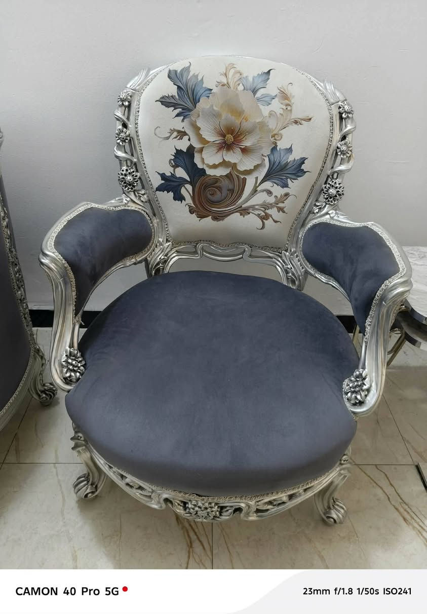 تخم قنفات زان مصري كلش نظيف ١٠ مقاعد وياه سيت طبلات
السعر مليون وربع وبي مجال قليل للشراي
مكان الاعظميه


**إذا كنت صاحب هذا الإعلان وتريد حذفه لأي سبب، رجاءا أرسل رسالة إلى الدعم الفني**