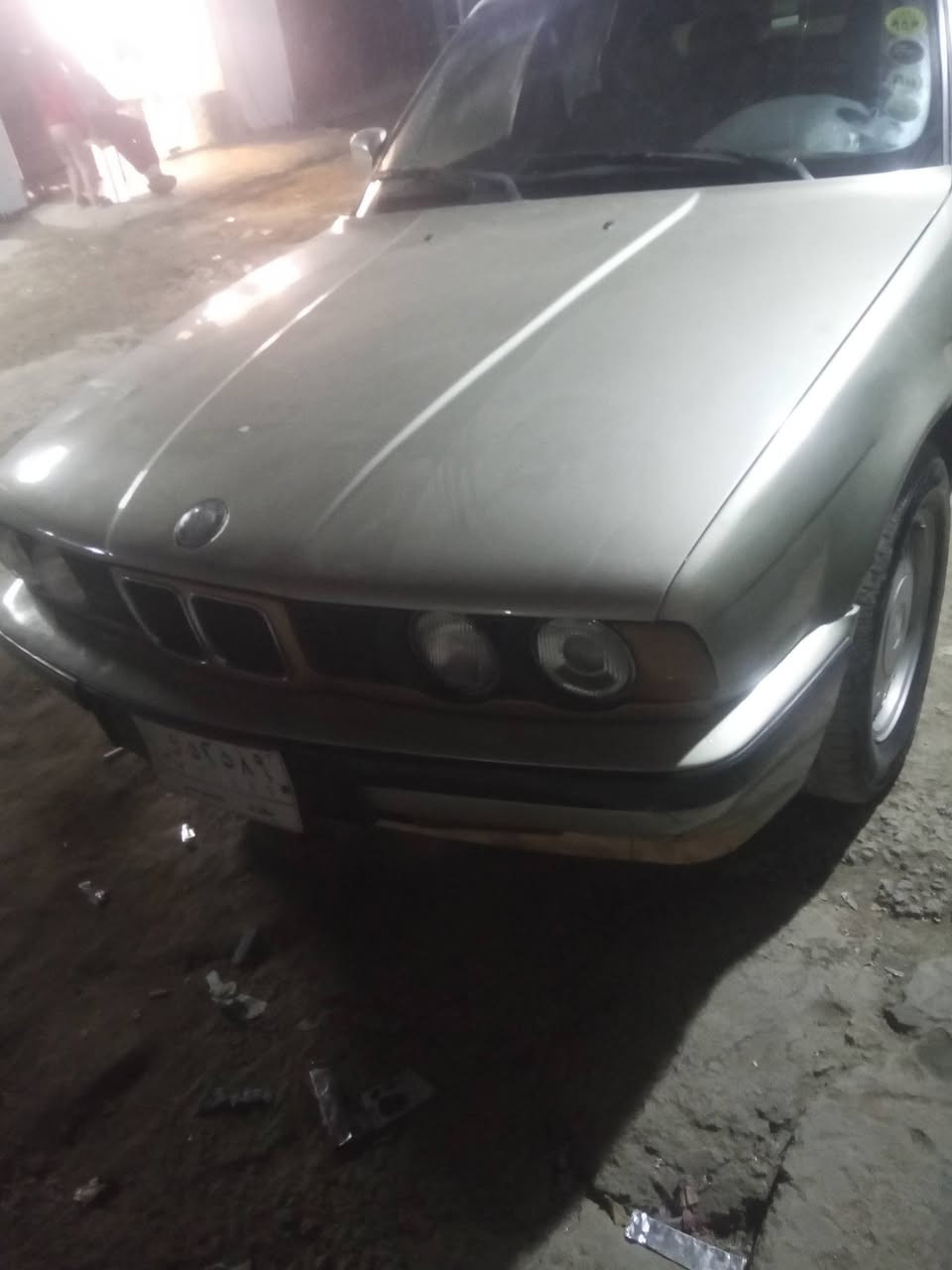 للبيع بي ام 91 رقم بغداد تحويل مباشر سنويه جديده مشروع وطني لون أصفر ذهبي مميز 520 مكينه مسكر عدله جديده كير حاويه توني شاده جديد وارد ياباني شلعه فول مكفوله من ضربه وخياس تبريد جاهز غرفه جديده ثلجيه سلايت  حداديه  وره وكدام جديده  لسعر 48 بيها مجال مكان بابل  *********** مكلف بالنشر
