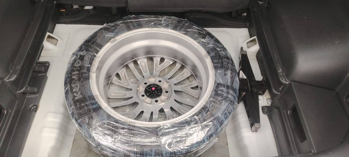 السلام عليكم
توكسان 2020 خليجي مكفوله كفاله عامه وجديده 
رقم بابل مداور ثاني يوم
بصمه تشغيل
 بصمات ابواب
اشاير مري 
5 عدسات
شباك لد لكزز
شحن هاتف لاسكلي
شاشه كبيره
كامرات حساسات
امامي خلفي
3 وضعيات قياده
كشنات كهرباء 
ويل حجم 20
تخم تاير جديد
تبريد تدفئه
بصمات عدد 2
داخل صاج
سعرها ٢١٠ وبيها مجال حك الجيه 
مكانه بابل ***********
