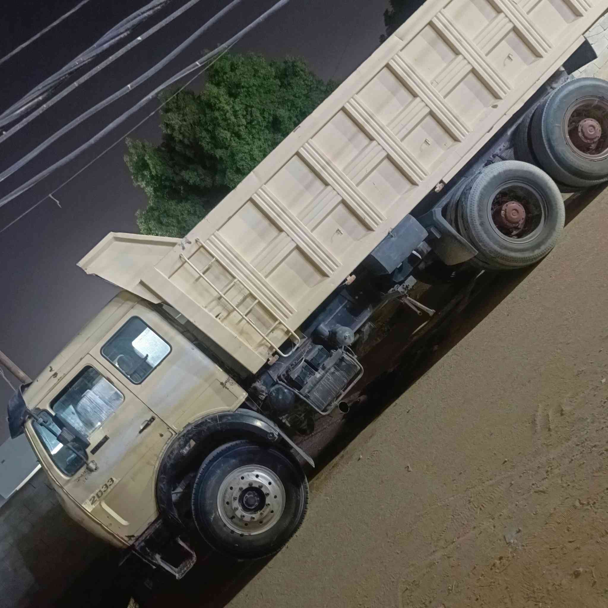 سلام عليكم البي موديل 82 مكينه 28رقم الاماني نجف الشاصي غير مكفةل ***********
