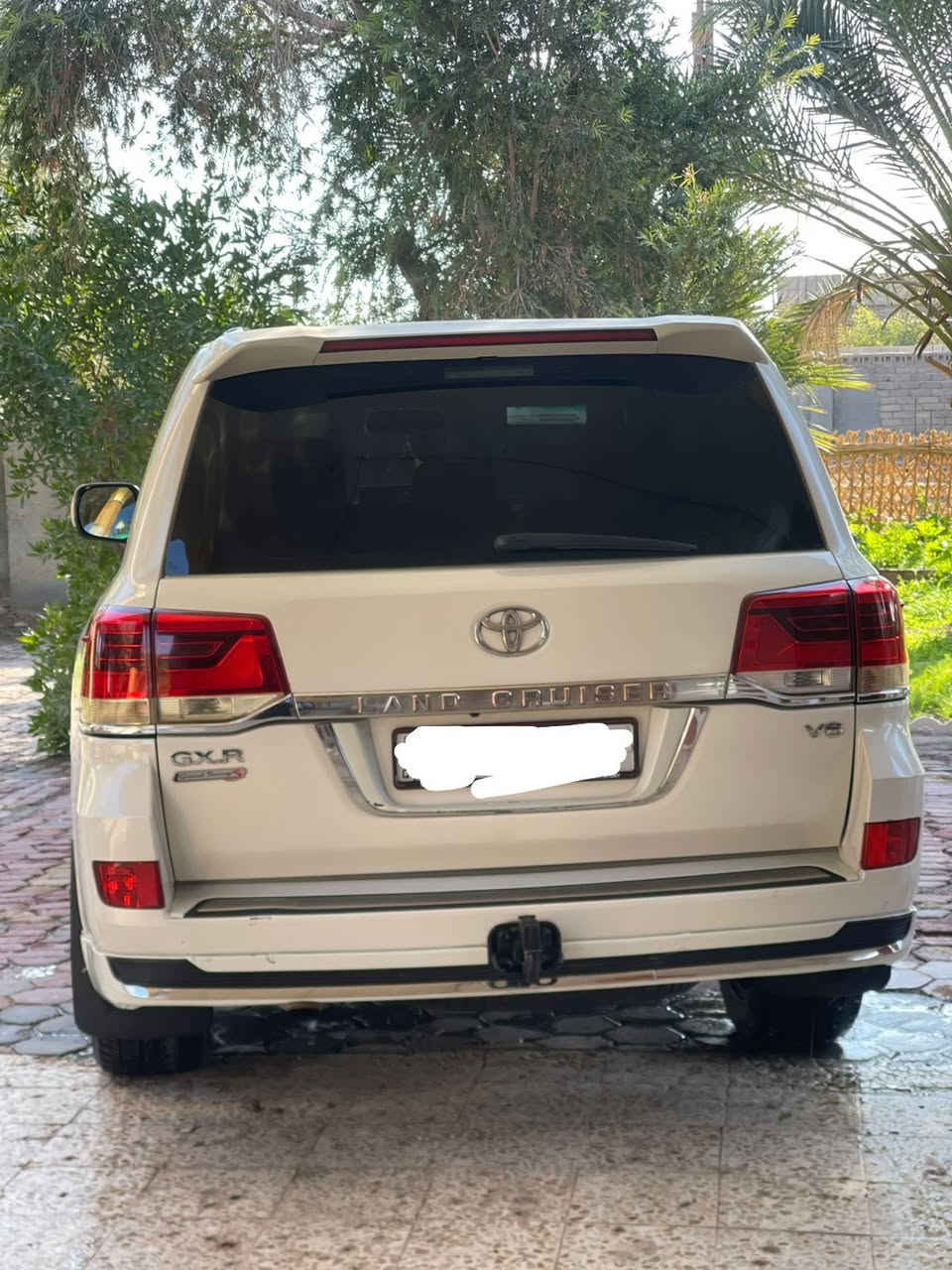 سلام عليكم  لاندكروز موديل 9 محدثه 21 رقم بغداد الالماني فول مواصفات مكينه 6 سلندر السعر 255 وبيها مجال قليل لشراي العنوان البصره القرنه للئستفسار اتصل. ‭***********   
***********
