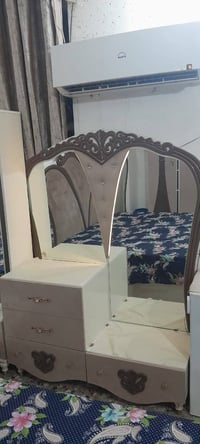 غرفة نوم • نضيفة • الوشاش