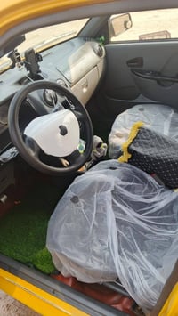 للبيع موديل 2021 سياره بيه جاملغ وبنيد باقي كفاله كير مكينه تبريد كهرب...