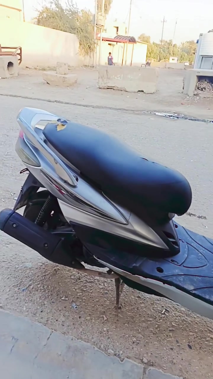 سلام عليكم ورحمة الله وبركاتة دراجة سكنس فحل لبيع دراجه نضيفه نكره سلف بكل وقت يعجبك كهربايات كامله السعر 550 ارقم الهاتف ديالى خان بني
 ***********
