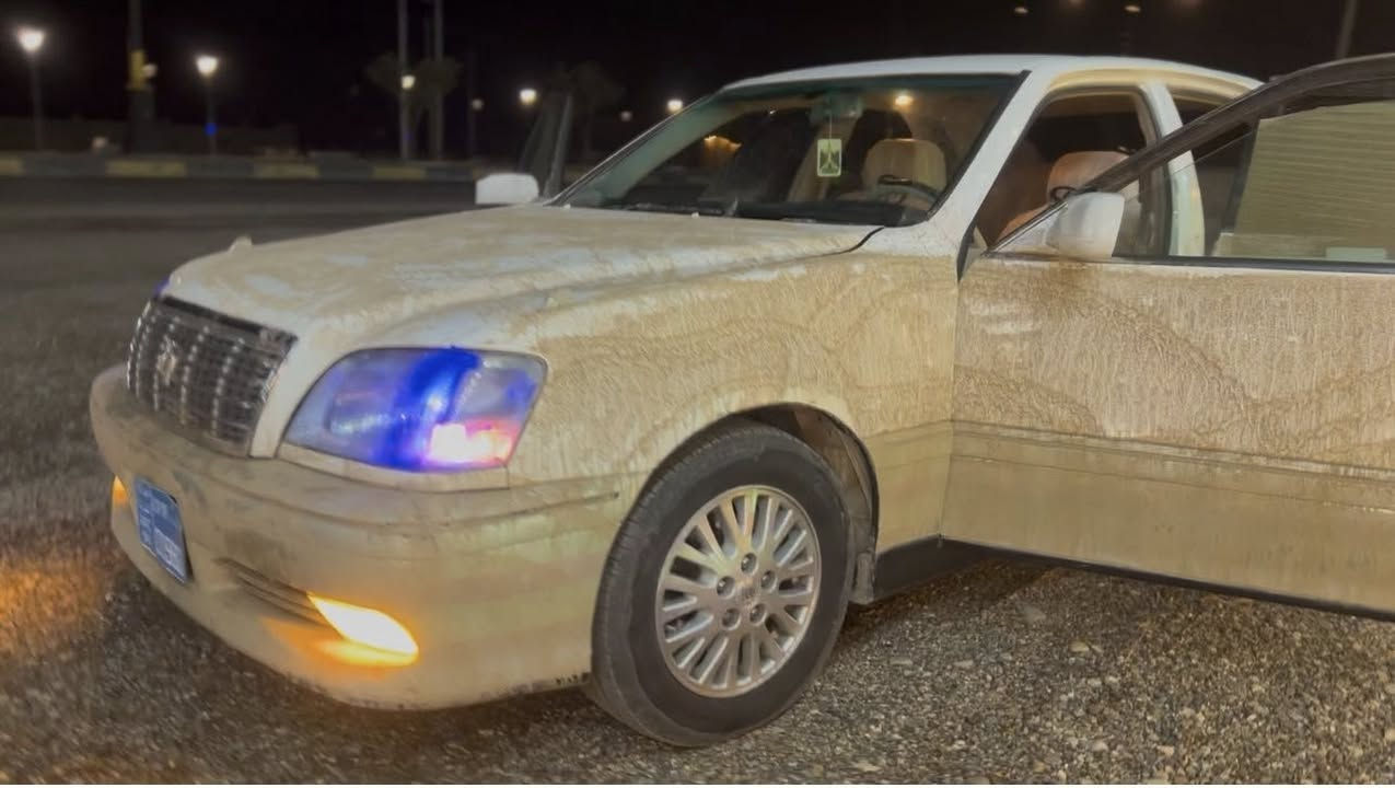 سلام عليكم ملكه أدوات كصه جنطه كامله تخم تاير جديد محرك ديفور الجبير كير ومحرك شرط جديد دكمتين كشانه كهرباء مكان صلاح الدين قضاء الضلوعيه سعر 33 وبي مجال حك الجيه وتحياتي رقمي *********** خاص ما ارد والشراي يشلع عيني
