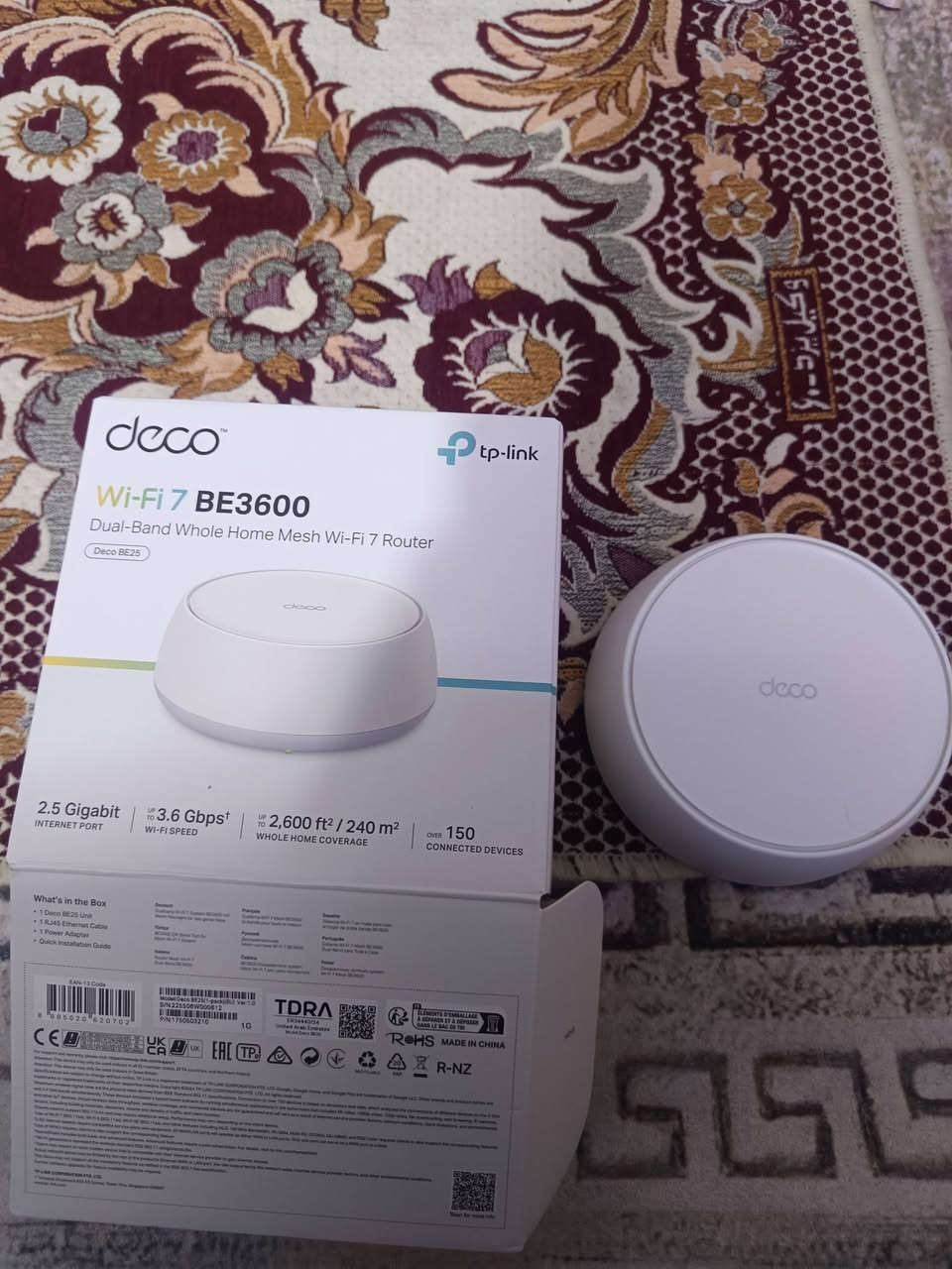 متوفر راوتر جدا نظيف السعر100الف
سرعة خيالية واستقرار فائق (Wi-Fi 7): يدعم أحدث معايير الواي فاي في العالم لسرعات تصل إلى 2882 ميجابت في الثانية على نطاق 5 جيجاهرتز، و 688 ميجابت في الثانية على نطاق 2.4 جيجاهرتز.

"2.4GHz 688Mbps BE

5GHz 2882Mbps BE"

​تغطية ذكية مدعومة بالذكاء الاصطناعي: يقوم الراوتر بدراسة بيئة المنزل وتوجيه الإشارة بذكاء لتغطية مساحة متميزة (​منافذ فائقة السرعة: يحتوي على منفذين (2x WAN/LAN) بسرعة 2.5Gbps لتضمن الحصول على كامل سرعة الاشتراك بدون أي ضياع.

​أداء جبار للأجهزة المتعددة: يدعم تقنية MU-MIMO المتقدمة لربط عدة أجهزة (موبايلات، شاشات، أجهزة TV Box) في وقت واحد دون أن تتأثر السرعة أو يحدث تقطيع.

​حماية متكاملة: مزود بميزات أمان متقدمة تشمل جدار حماية قوي، رقابة أبوية لحماية الأطفال، وشبكة مخصصة للضيوف، مع دعم عميل وخادم VPN.

​إدارة سهلة: تحكم كامل بالشبكة عن بعد ومن خلال تطبيق الهاتف بكل سهولة.


**إذا كنت صاحب هذا الإعلان وتريد حذفه لأي سبب، رجاءا أرسل رسالة إلى الدعم الفني**