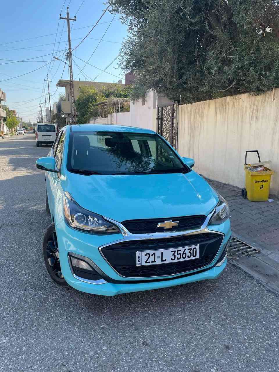 السلام عليكم سياره للبيع كلش نضيفه ما عيزهه غير بس سايق جديده وحلوه مثل ما موضح بل صور لون مميز كلش حلو محرك 1500ضررهه مالتهه فقط جامرلق امامي تعديل مو تبديل موديل 2021طالب عليهه 115$وبيهه مجال قليل مكاني كركوك رقم التلفون ***********
