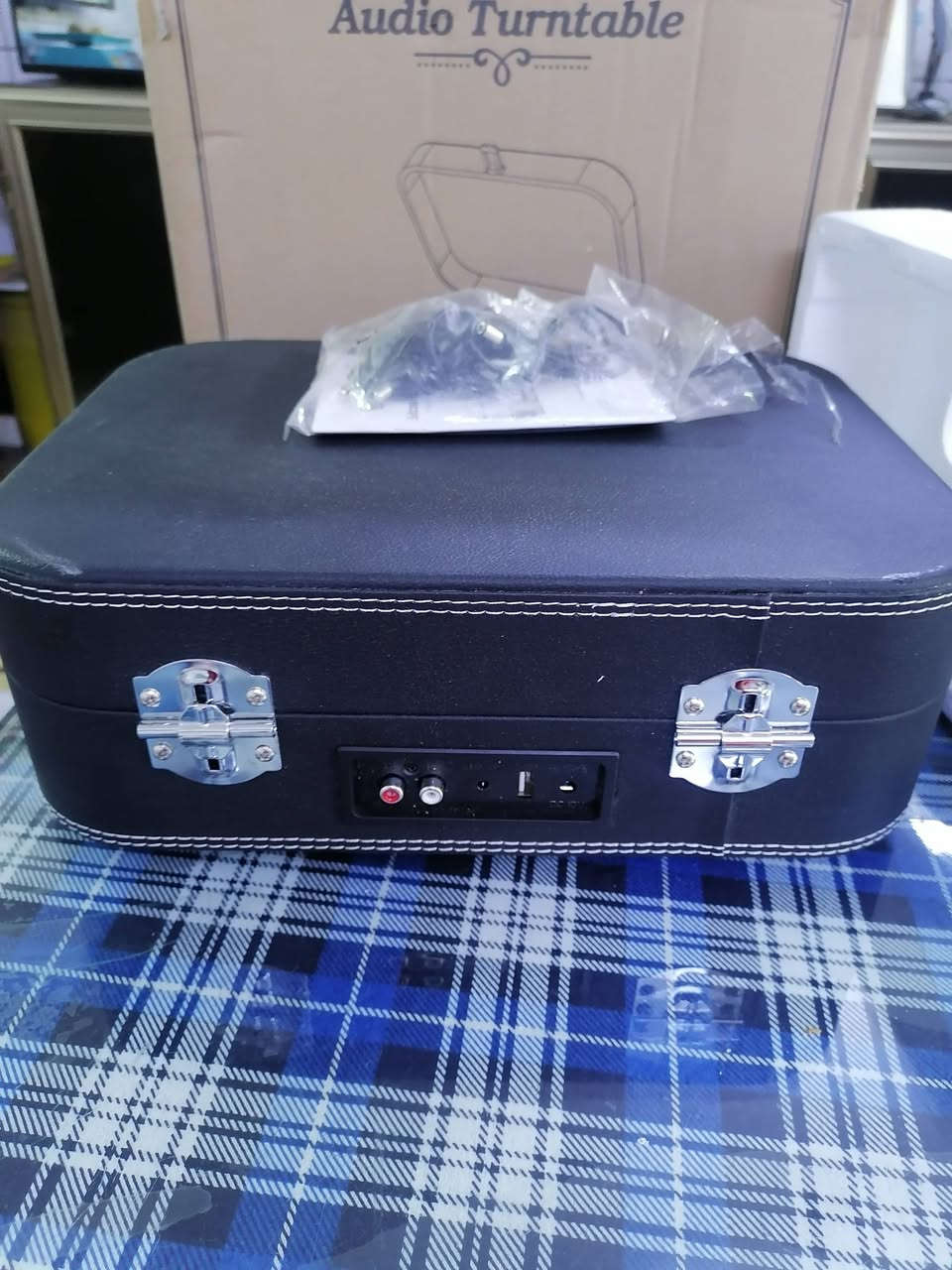 كرامافون MP3 راديو بلوتوث USP يوجد مشكله في الصوت ناصي السعر ٣٠ الف


**إذا كنت صاحب هذا الإعلان وتريد حذفه لأي سبب، رجاءا أرسل رسالة إلى الدعم الفني**