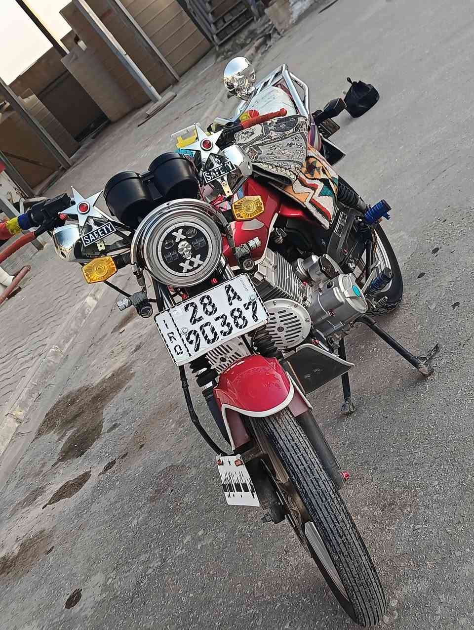 سلام عليكم خواتي دراجه عضم للبيع رقم نجف فول مكفوله بس بازين ودهن
ولاكو دايون نفخ مراوس كون نضيفه ***********
