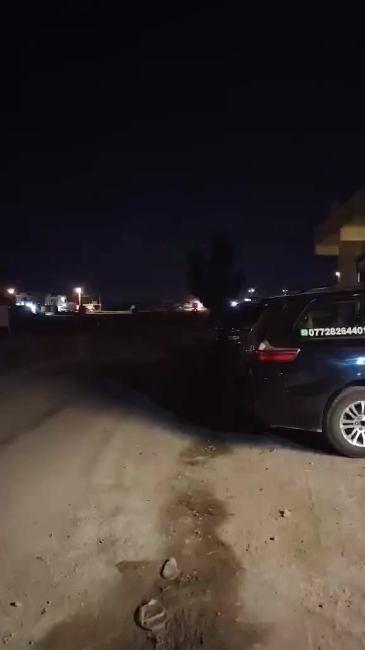 السلام عليكم اخوان الاعزاء
🏪محل حلويات للبيع مع الاغراض كامل مكمل من جميع المسلتزمات+ وياها أجار/ 
📍الموقع كفاح الشمالي للتوضيح اكثر مشاهدة الفديو
🛑 /سبب البيع عدم الفراغ
📞للاستفسار اكثر الاتصال على الرقم /‏‪***********‬‏
